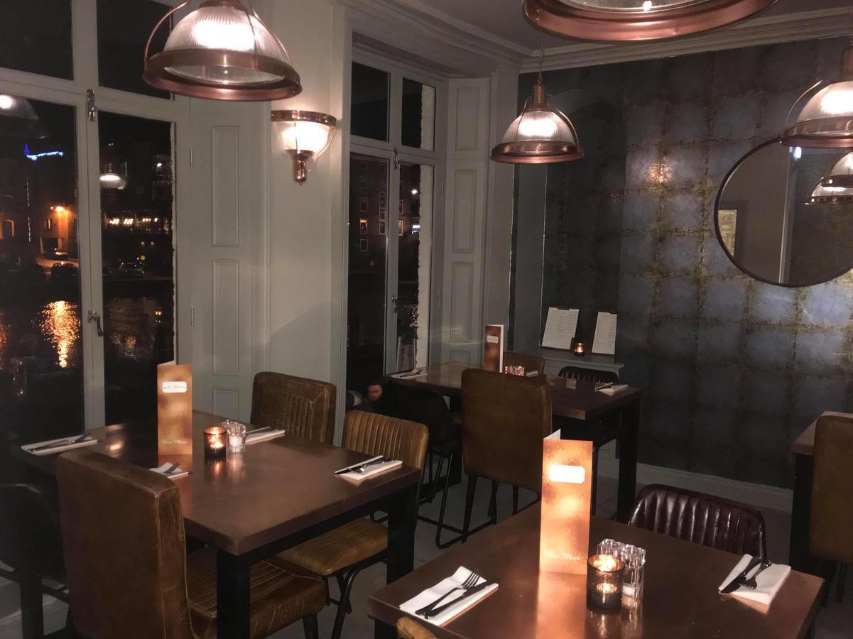 Lil'S Bar And Bistro 호텔 요크 외부 사진